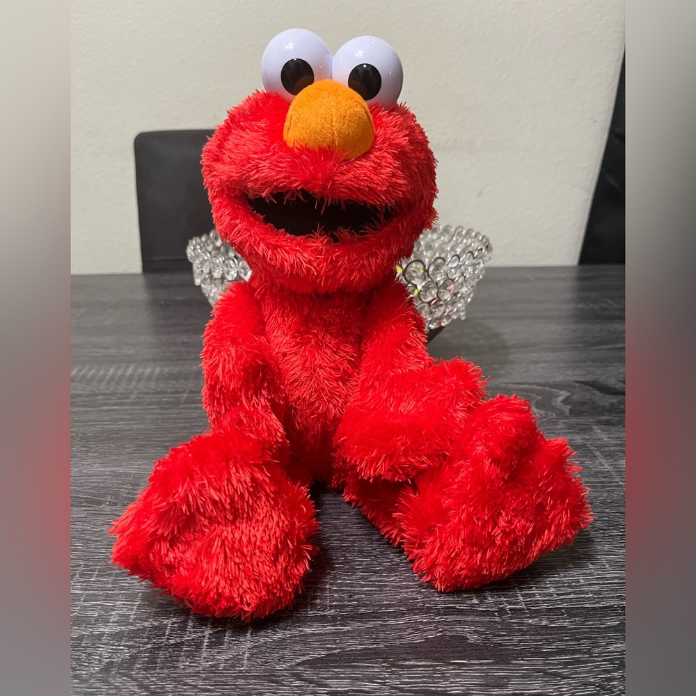Tickliest tickle me Elmo
